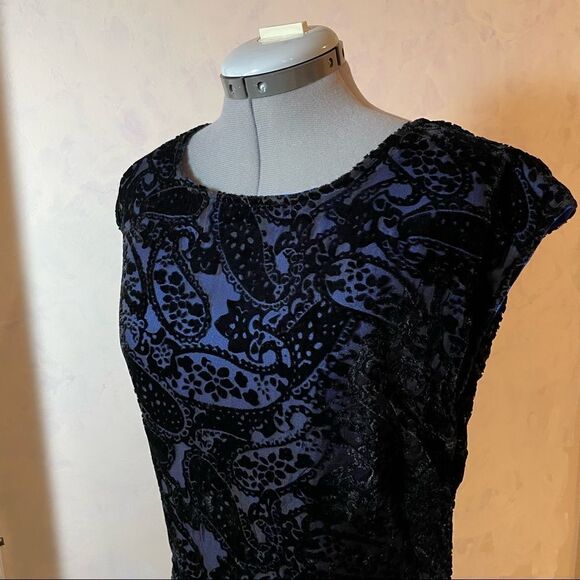 Vintage Emmelee navy velvet burnout layered fitted sheath dress size Medium - Picture 3 of 9